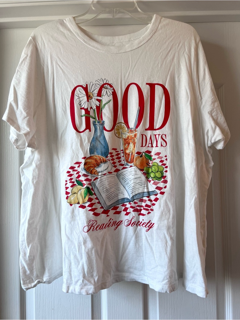 Old Navy White Graphic T-Shirt 2X